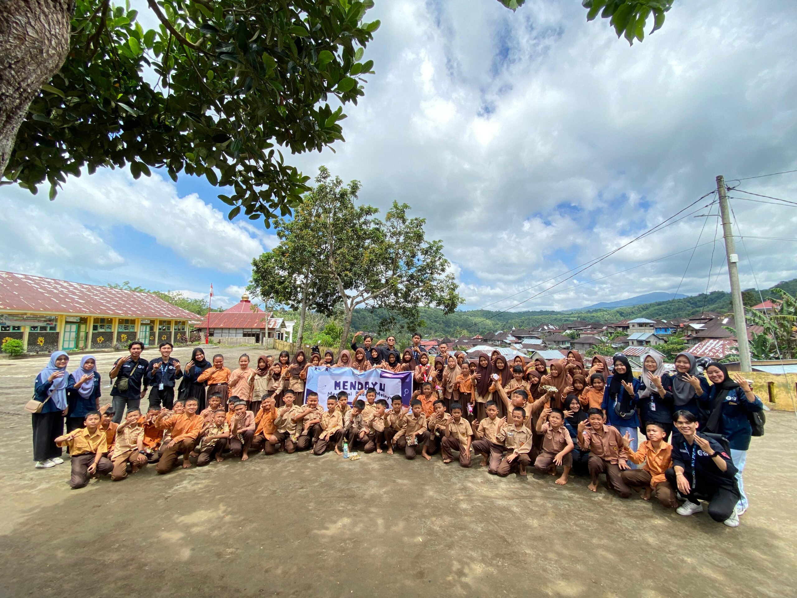 Aksi Nyata Lestarikan Budaya dan Cinta Rupiah, GenBI IAIN Curup Gelar Mendayu dan CBP Rupiah di SDN 76 Rejang Lebong