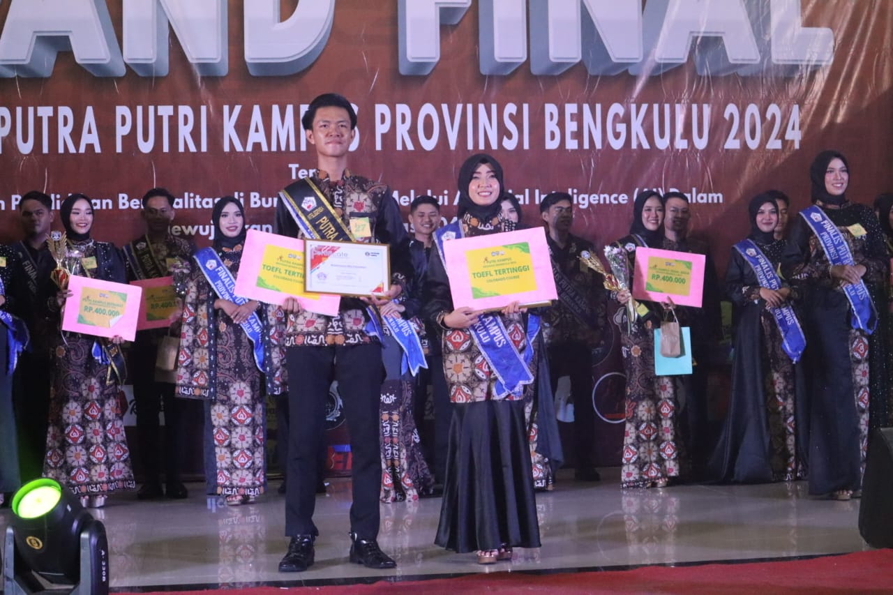 Pada Ajang Grand Final Pemilihan Putra Putri Kampus Provinsi Bengkulu 2024 Finalis IAIN Curup Raih Penghargaan Wakil 2 Juara 3 dan katagori toelf tertinggi
