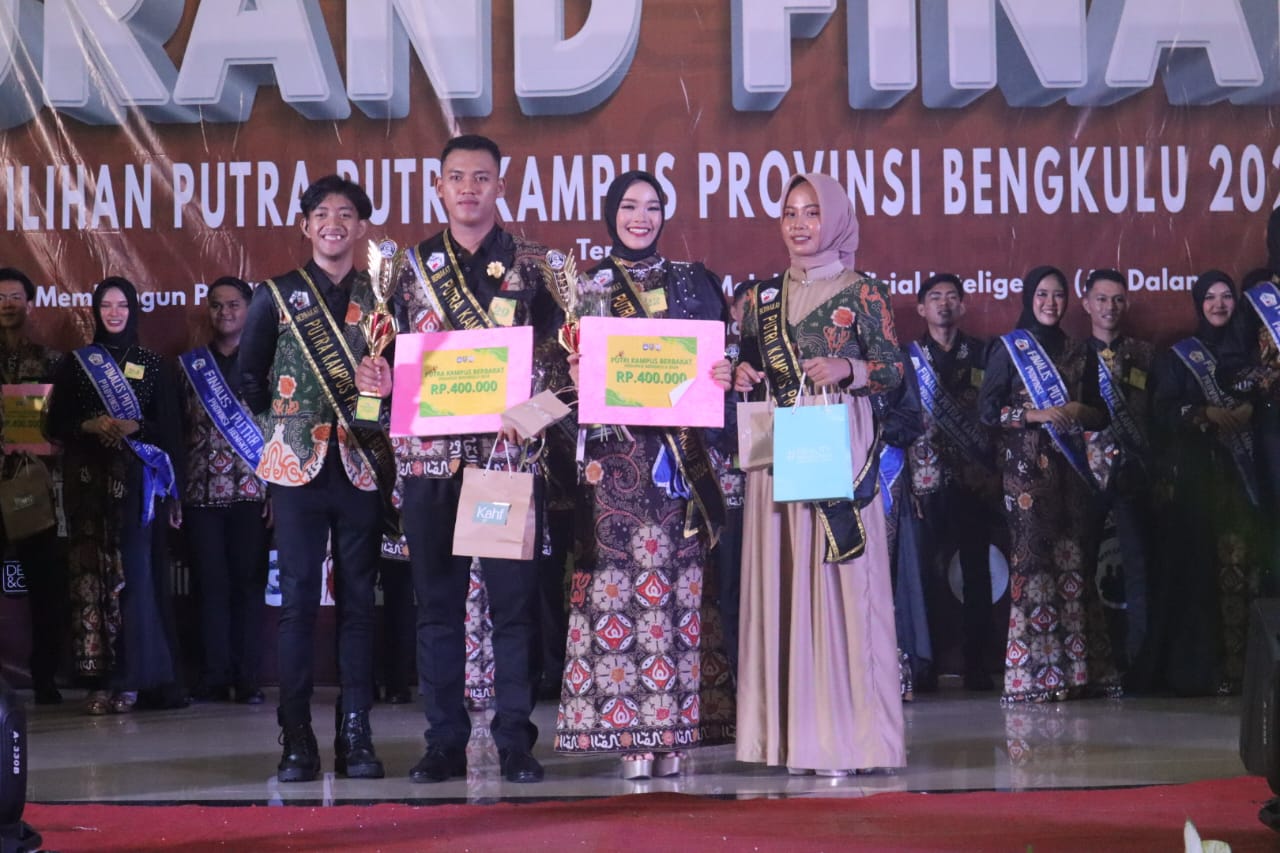 Pada Ajang Grand Final Pemilihan Putra Putri Kampus Provinsi Bengkulu 2024 Finalis IAIN Curup di Nobatkan Sebagai Duta Berbakat Kampus Se-Provinsi Bengkulu